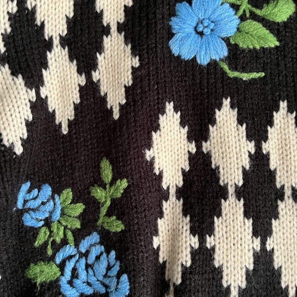 Zara sweater - Picture 6 of 8